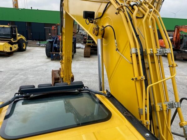 KOMATSU PC170LC-11 - Image 11