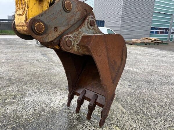 KOMATSU PC170LC-11 - Image 19