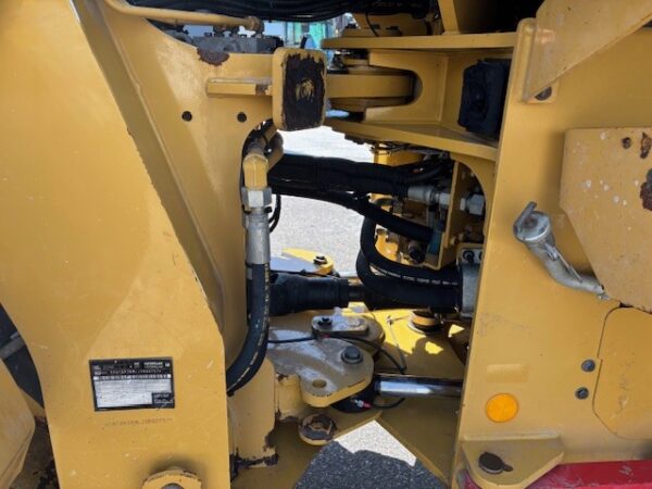 CATERPILLAR 938M - Image 11