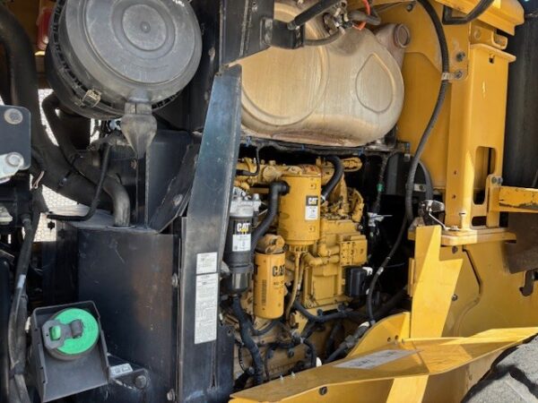 CATERPILLAR 938M - Image 14