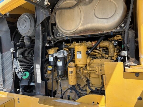 CATERPILLAR 938M - Image 15
