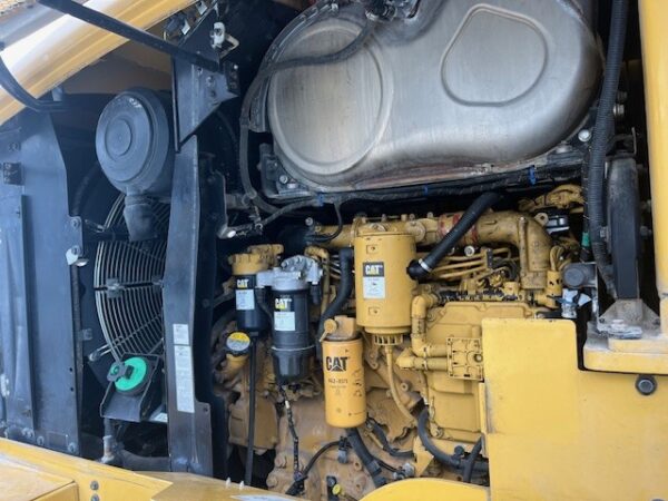 CATERPILLAR 938M - Image 8