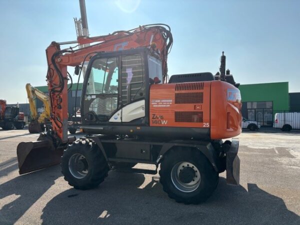 HITACHI ZAXIS 140W-5B - Image 2