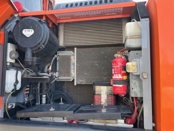 HITACHI ZAXIS 140W-5B - Image 8