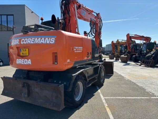 HITACHI ZX 140W-5B - Image 21