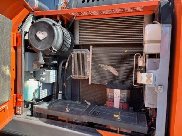 HITACHI ZX 140W-5B - Image 9