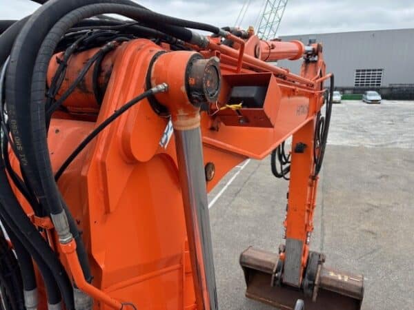 HITACHI ZX 140W-5B - Image 12